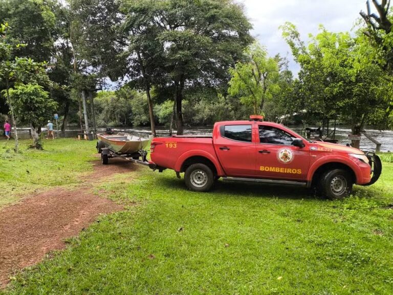 APÓS TRÊS DIAS DE BUSCAS, CORPO DE JOVEM QUE SE AFOGOU NO RIO DAS MORTES É ENCONTRADO
