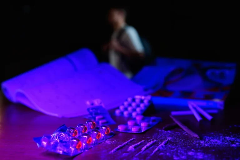 ADOLESCENTE É APREENDIDO APÓS DROGA SER ENCONTRADA EM BUEIRO EM PRIMAVERA DO LESTE